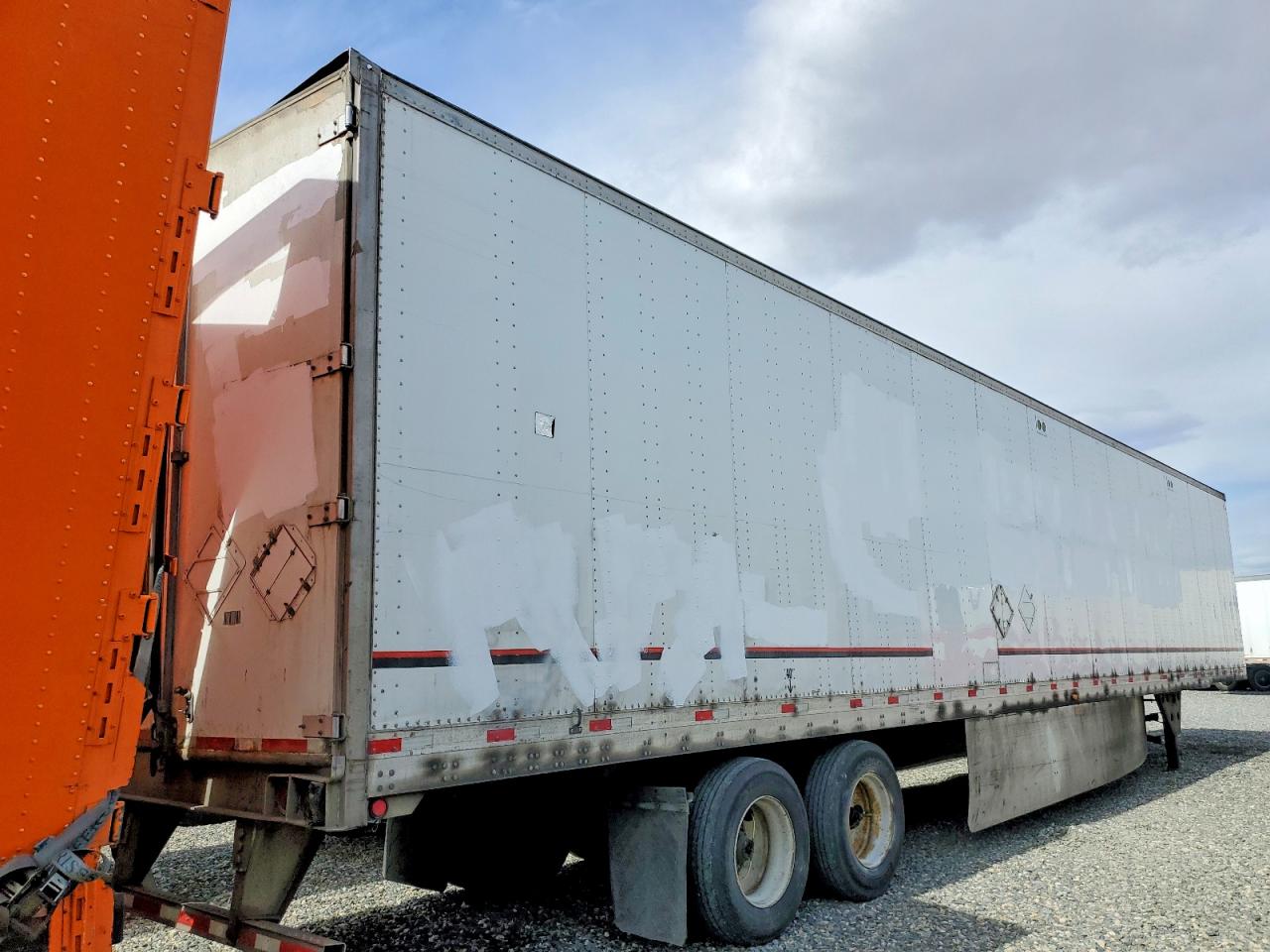 2015 UTILITY All models VIN 1UYVS2532FP089506 photo 4