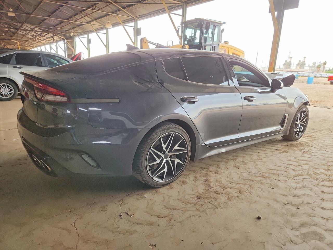 2022 Kia Stinger VIN KNAE35LDXN6105607 photo 3