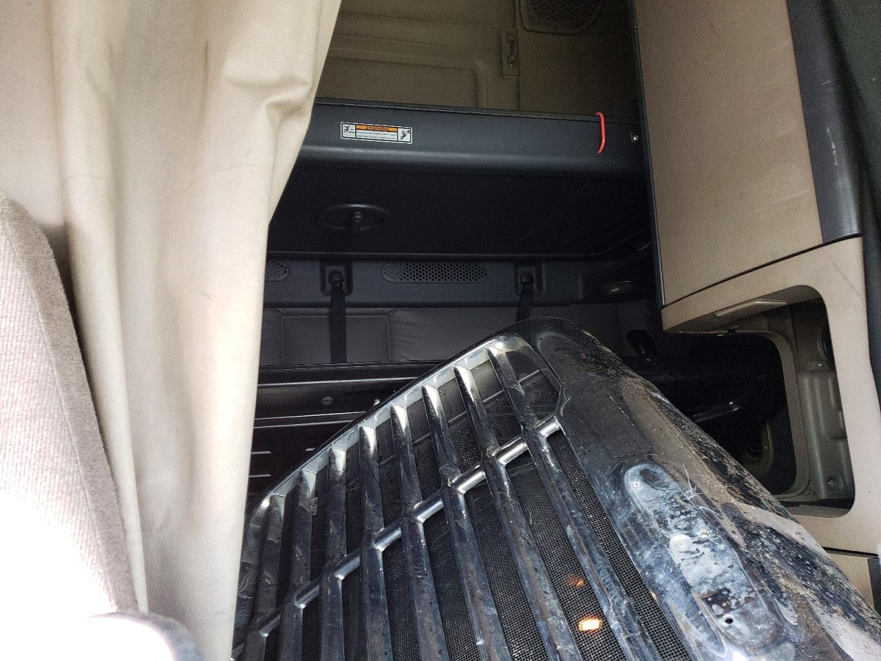 2018 FREIGLINER All other VIN 1FUJGLDR8JLJL3754 photo 6
