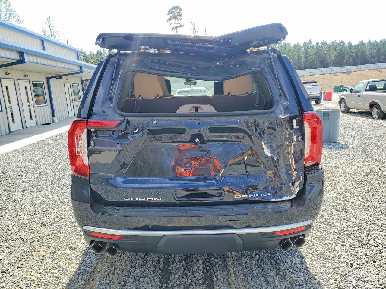 2024 GMC Yukon den VIN 1GKS1DKL8RR294619 photo 6