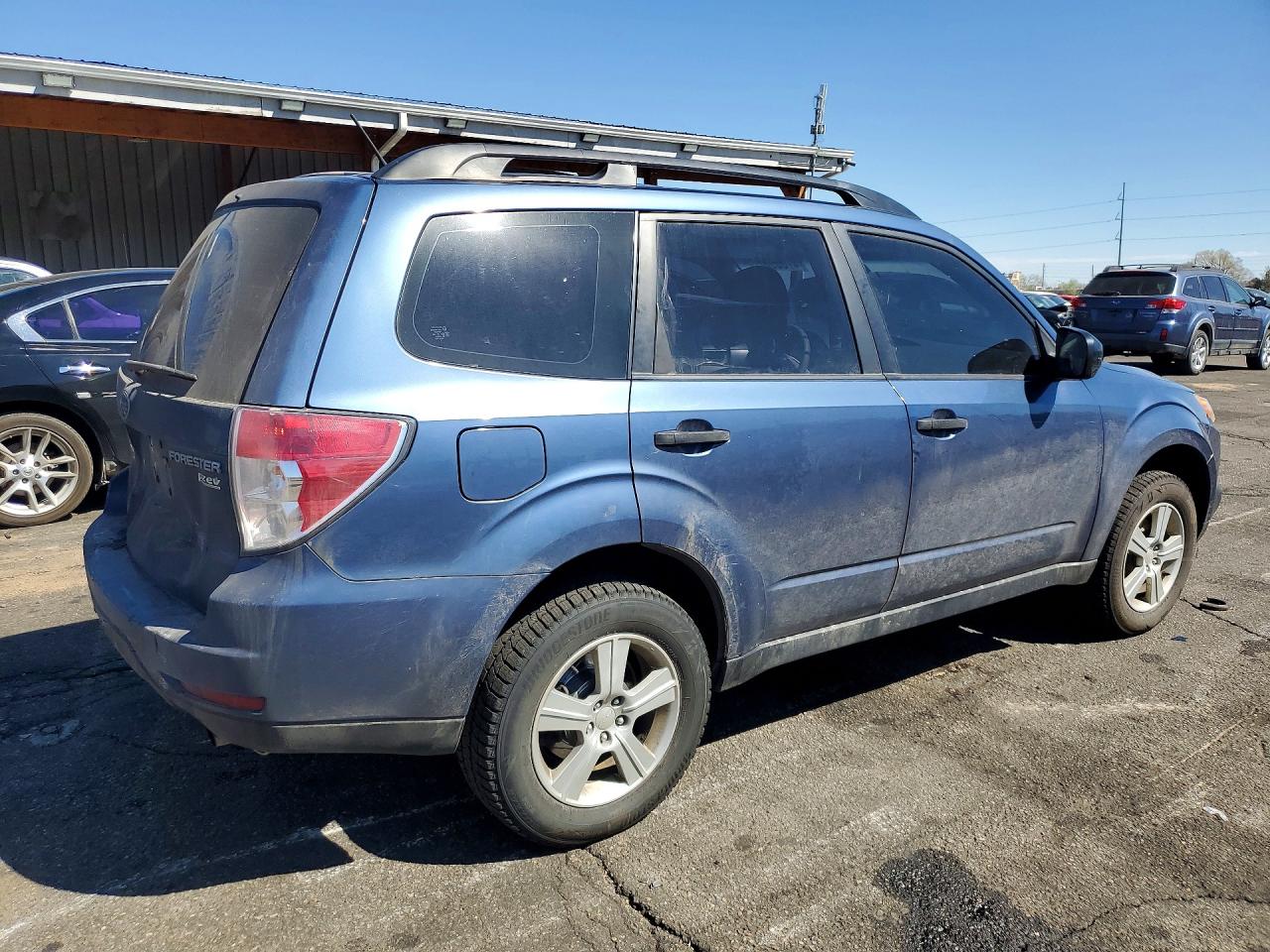 2013 Subaru Forester VIN JF2SHABC1DH428053 photo 3