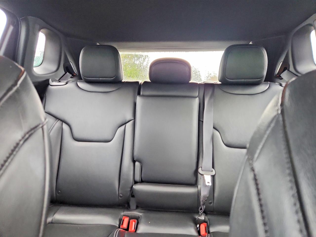 2025 Jeep Compass VIN 3C4NJDCN8ST623101 photo 10