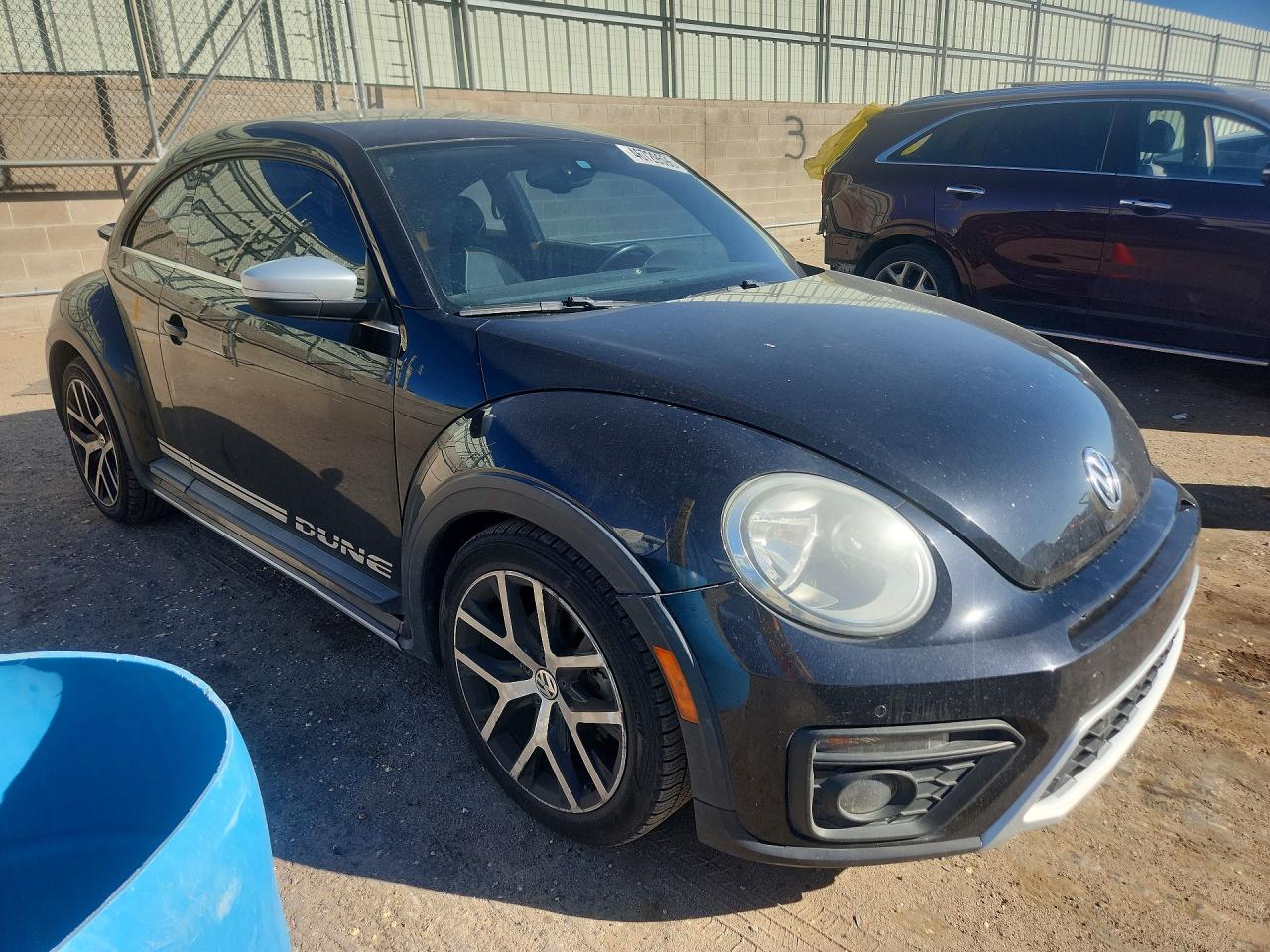 2016 Volkswagen Beetle VIN 3VWS07AT7GM622948 photo 4