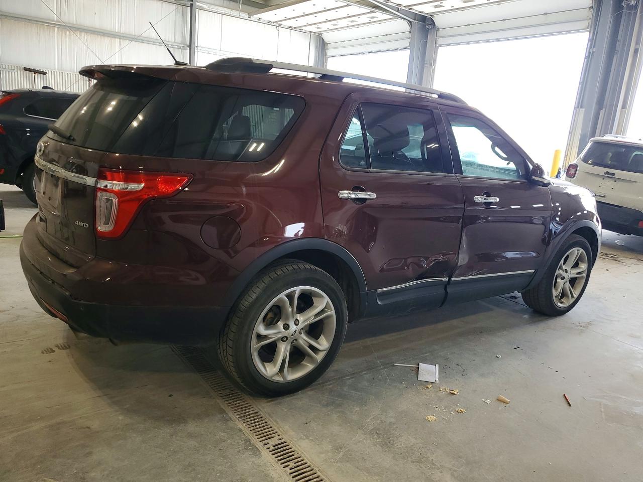 2012 Ford Explorer VIN 1FMHK8F86CGA75964 photo 3