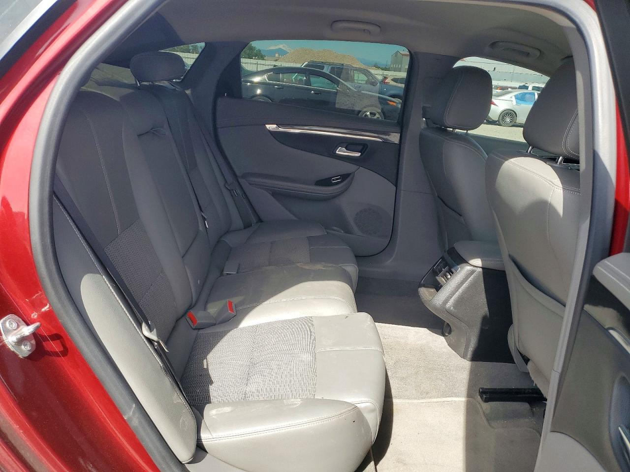 2017 Chev Impala VIN 2G1105SA1H9136963 photo 10