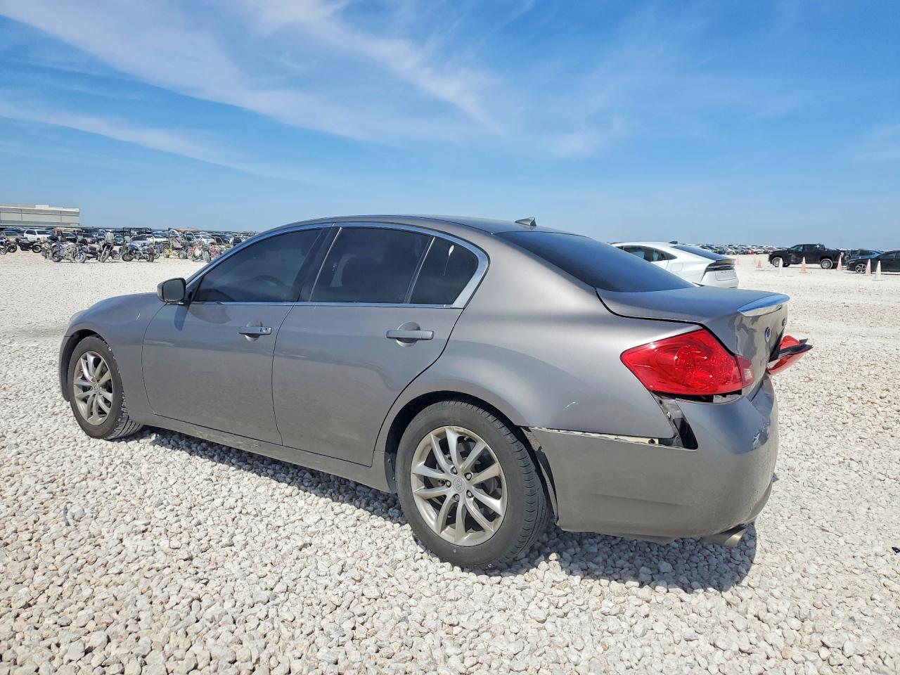 2009 Infiniti G37 VIN JNKCV61E69M311643 photo 2