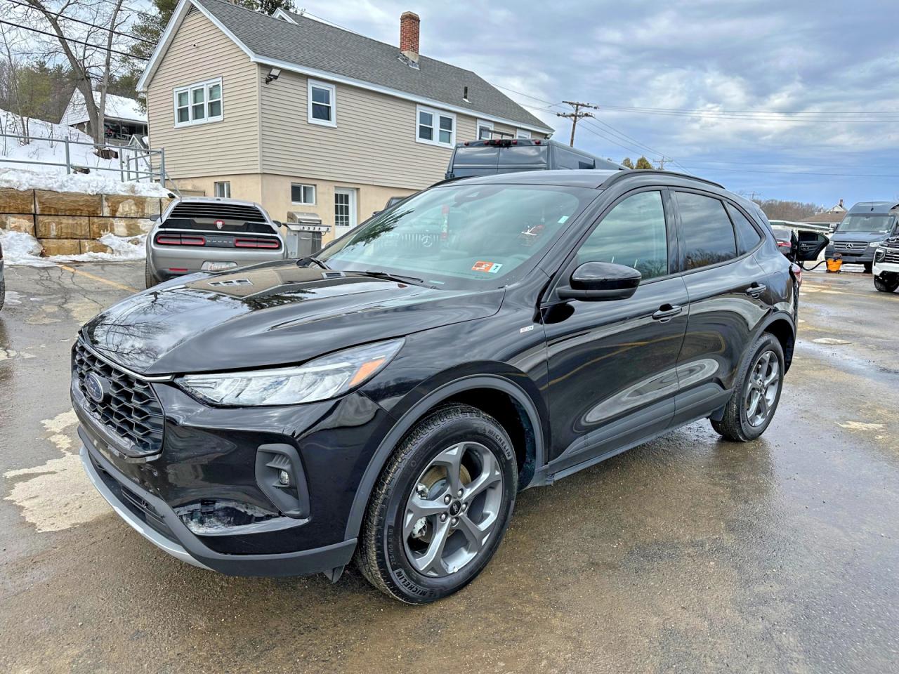 2025 Ford Escape st VIN 1FMCU9NAXSUB45447 photo 1