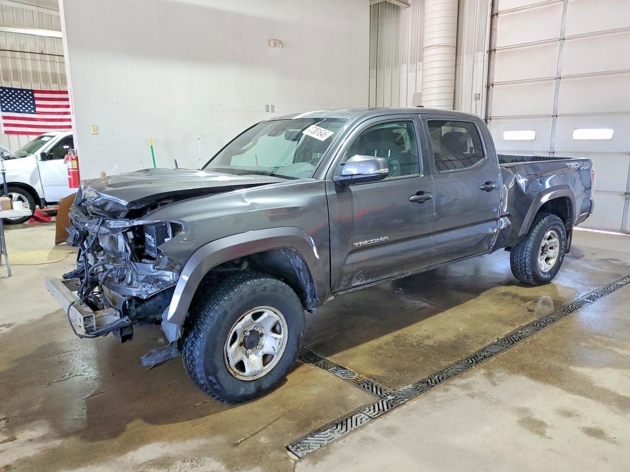 2020 Toyota Tacoma trd VIN 3TMDZ5BN4LM090011 photo 1