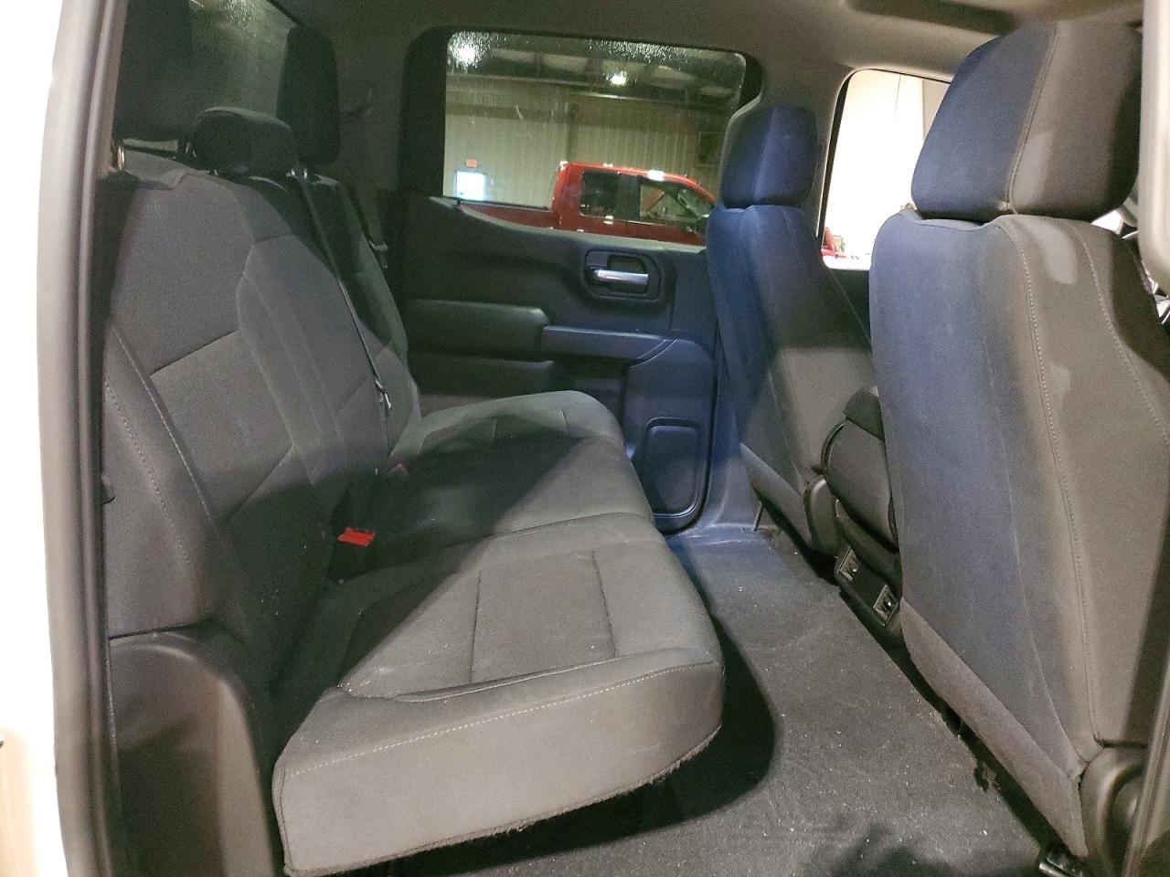 2021 Chevy Silverado VIN 3GCPYBEK0MG247999 photo 10