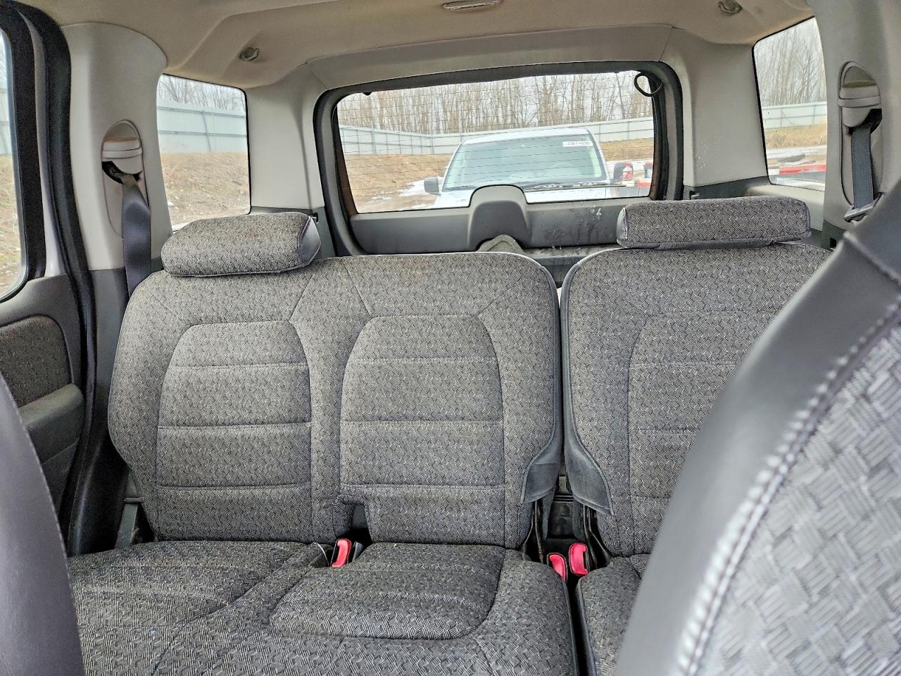 2002 Ford Explorer VIN 1FMZU72E72UC27626 photo 10
