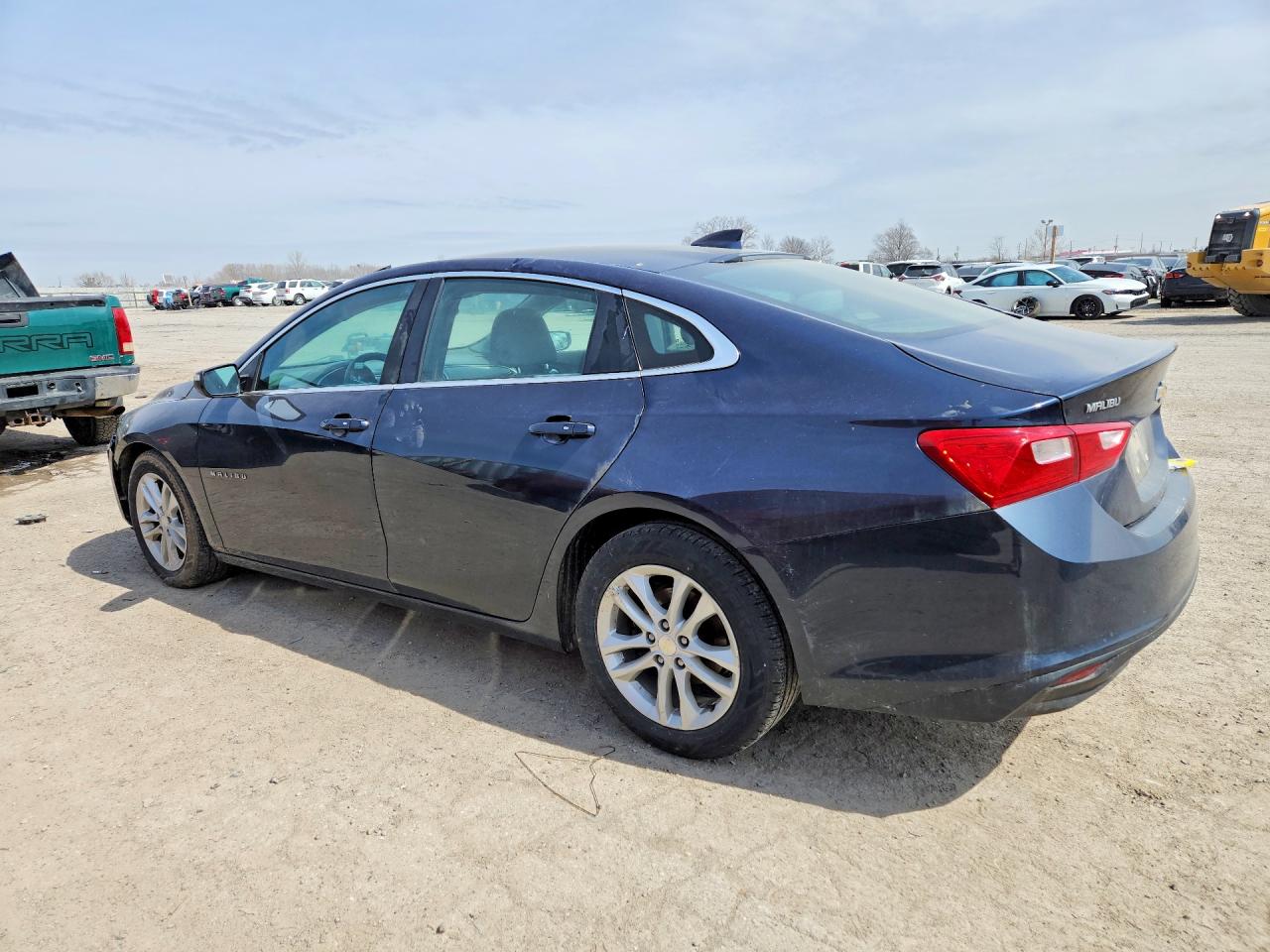 2017 Chevrolet Malibu VIN 1G1ZE5ST6HF127933 photo 2
