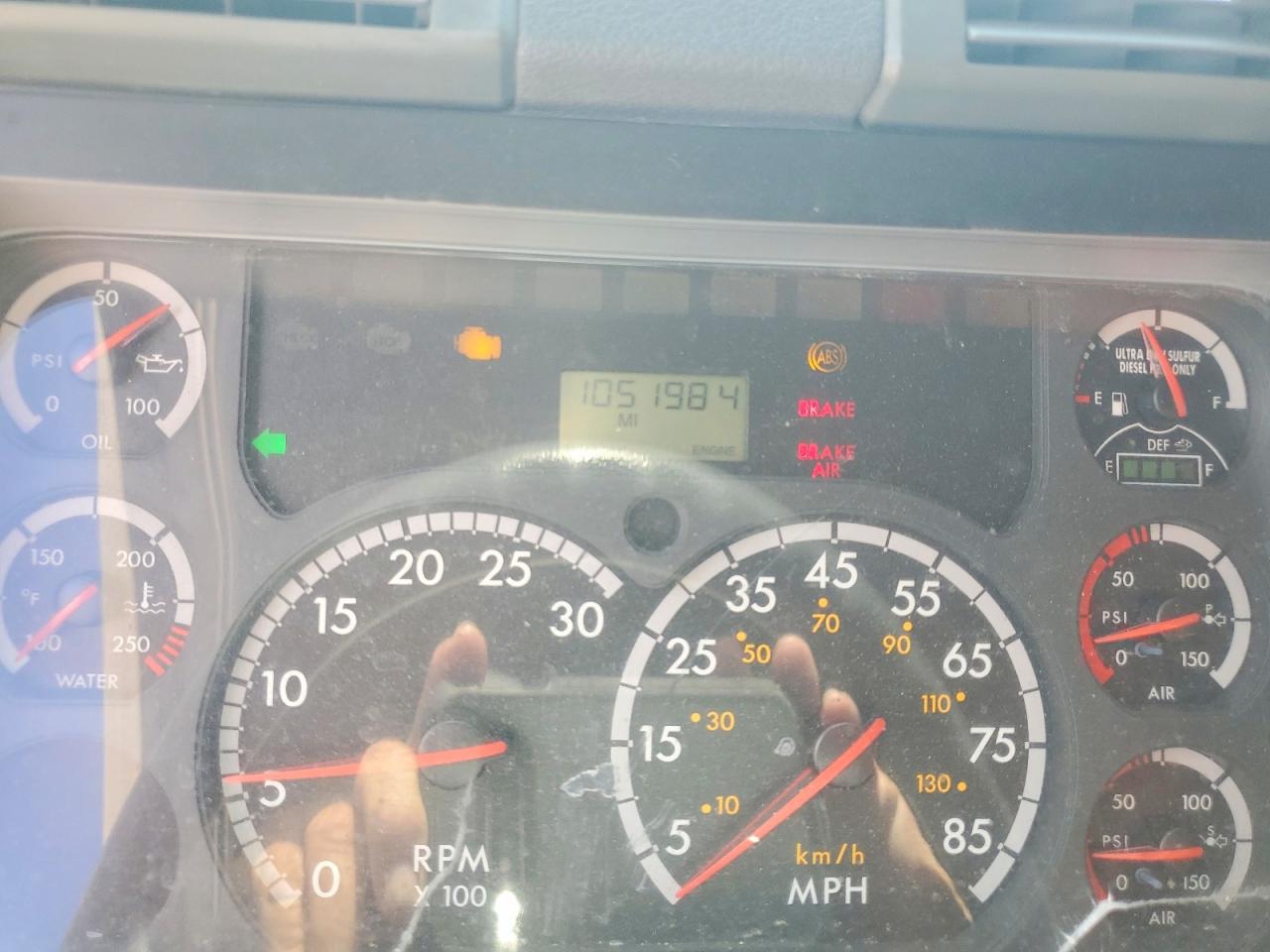 2013 FREIGHTLINER All models VIN 1FUJGLDR4DSFB0637 photo 8