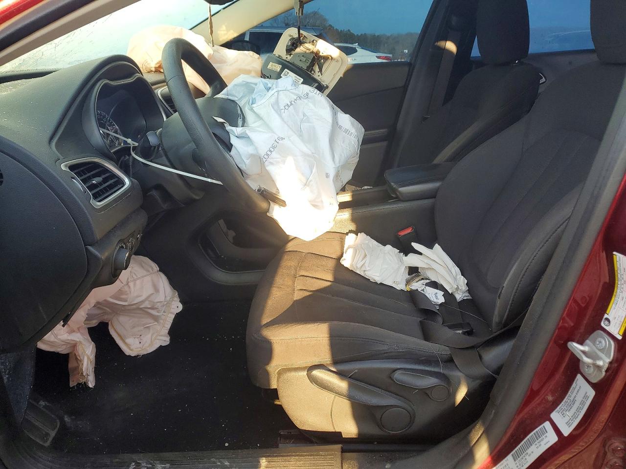 2015 Chrysler 200 VIN 1C3CCCAB2FN679386 photo 7