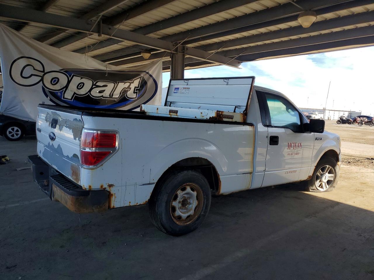 2010 Ford F150 VIN 1FTMF1CW5AKE60668 photo 3