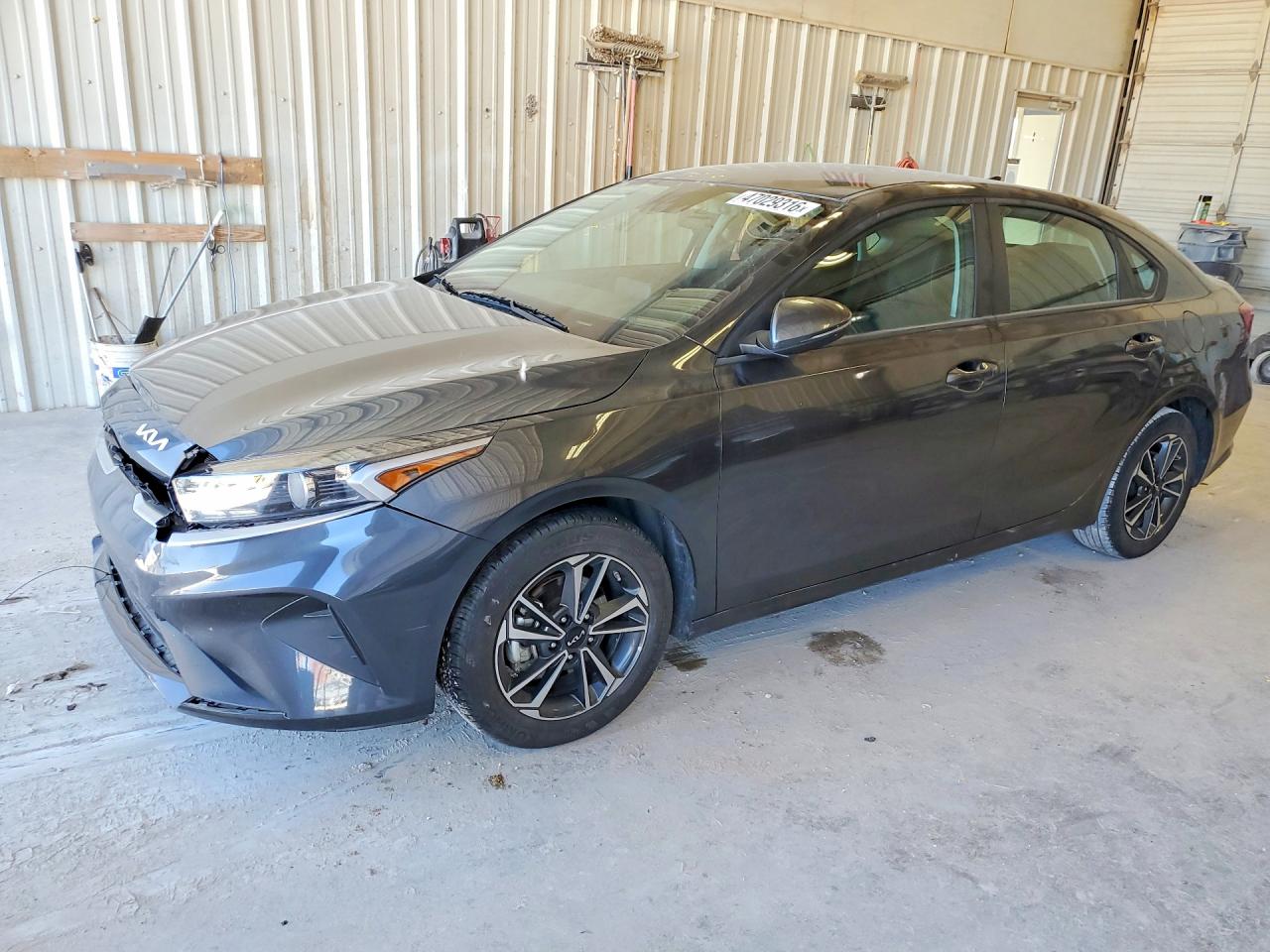 2024 Kia Forte lxs VIN 3KPF24AD8RE828279 photo 1