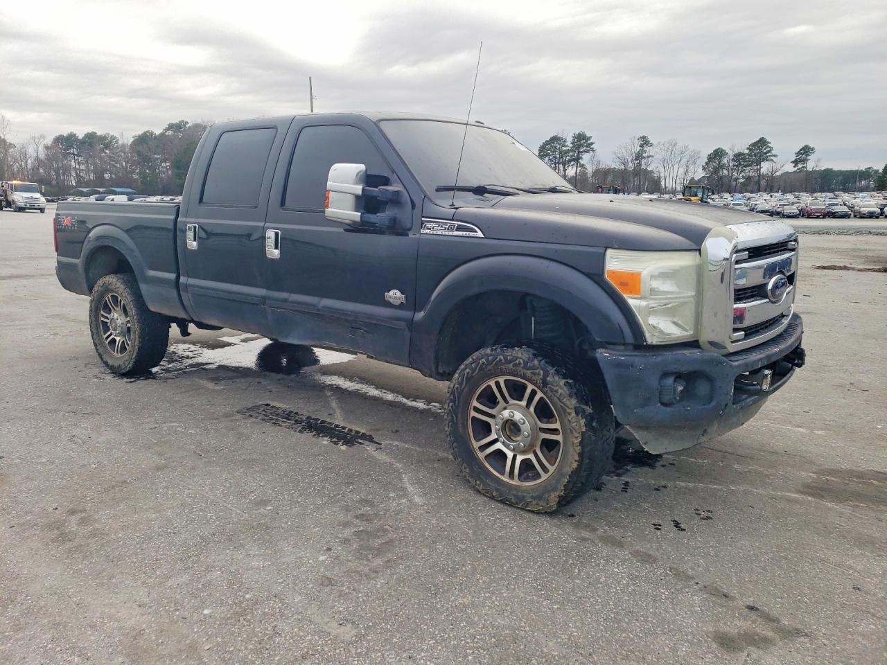 2011 Ford F250 VIN 1FT7W2BTXBEB23665 photo 4