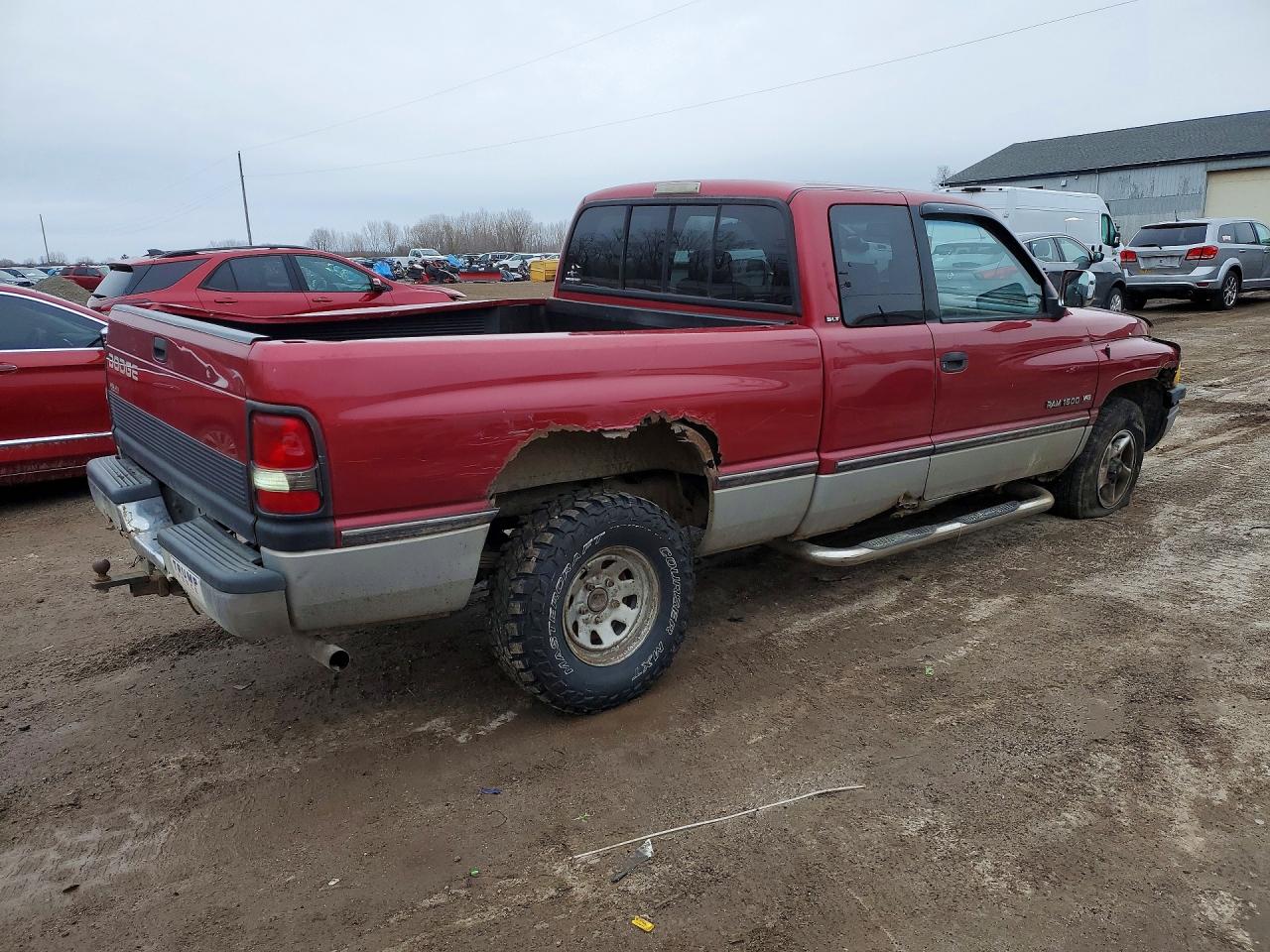 1997 Dodge Ram 1500 VIN 1B7HC13Y0VJ587657 photo 3