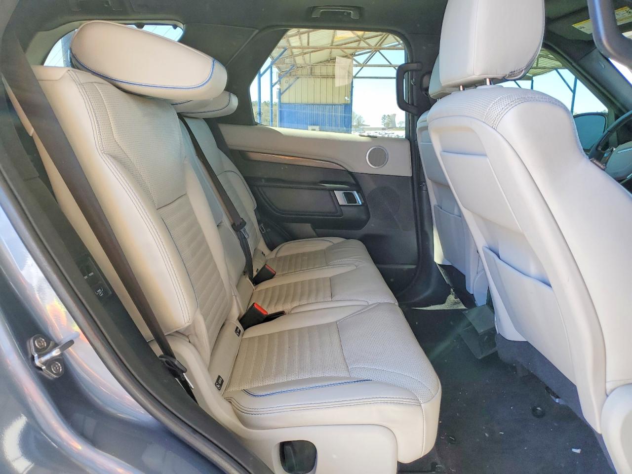 2019 LAND Discovery VIN SALRR2RV4KA082795 photo 11