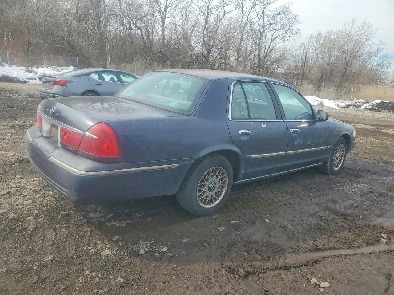 2000 Mercury Grand marquis VIN 2MEFM74W0YX683092 photo 3