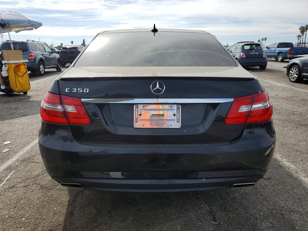 2012 Mercedes-Benz E-class VIN WDDHF5KB6CA560171 photo 6