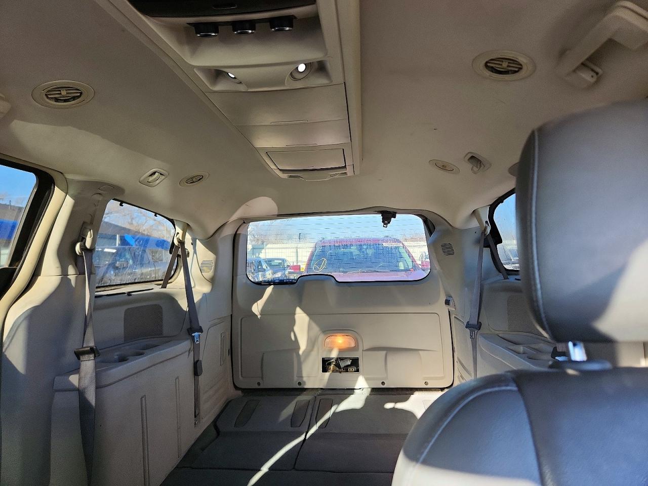 2010 Dodge Caravan VIN 2D4RN5DX8AR390403 photo 10