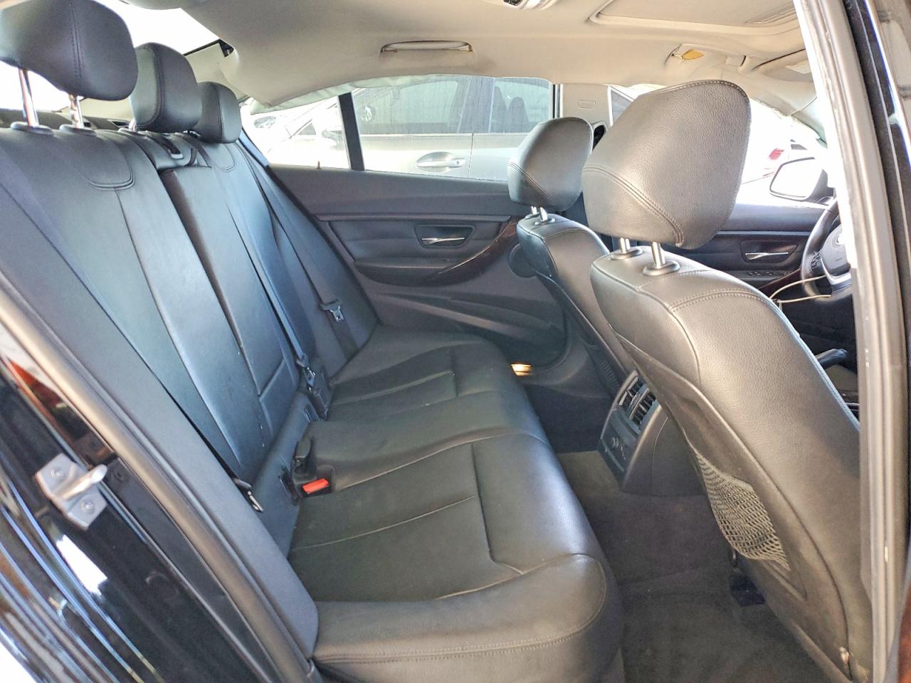 2015 3 series VIN WBA3A5G58FNS86178 photo 10