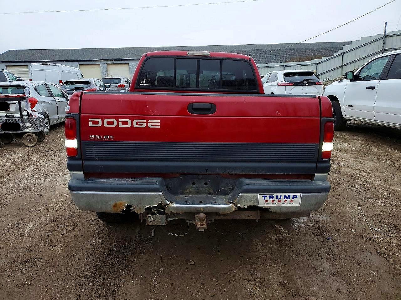 1997 Dodge Ram 1500 VIN 1B7HC13Y0VJ587657 photo 6