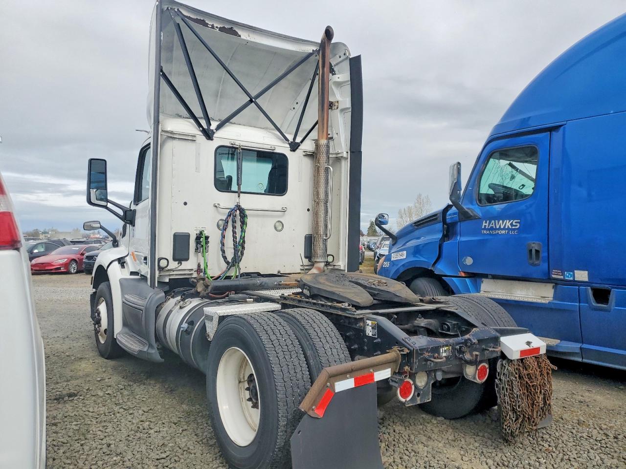 2018 PETERBILT All models VIN 1XPBA48X6JD478334 photo 3
