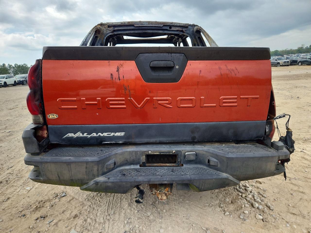 2003 Chevrolet Avalanche VIN 3GNGK23GX3G302061 photo 6
