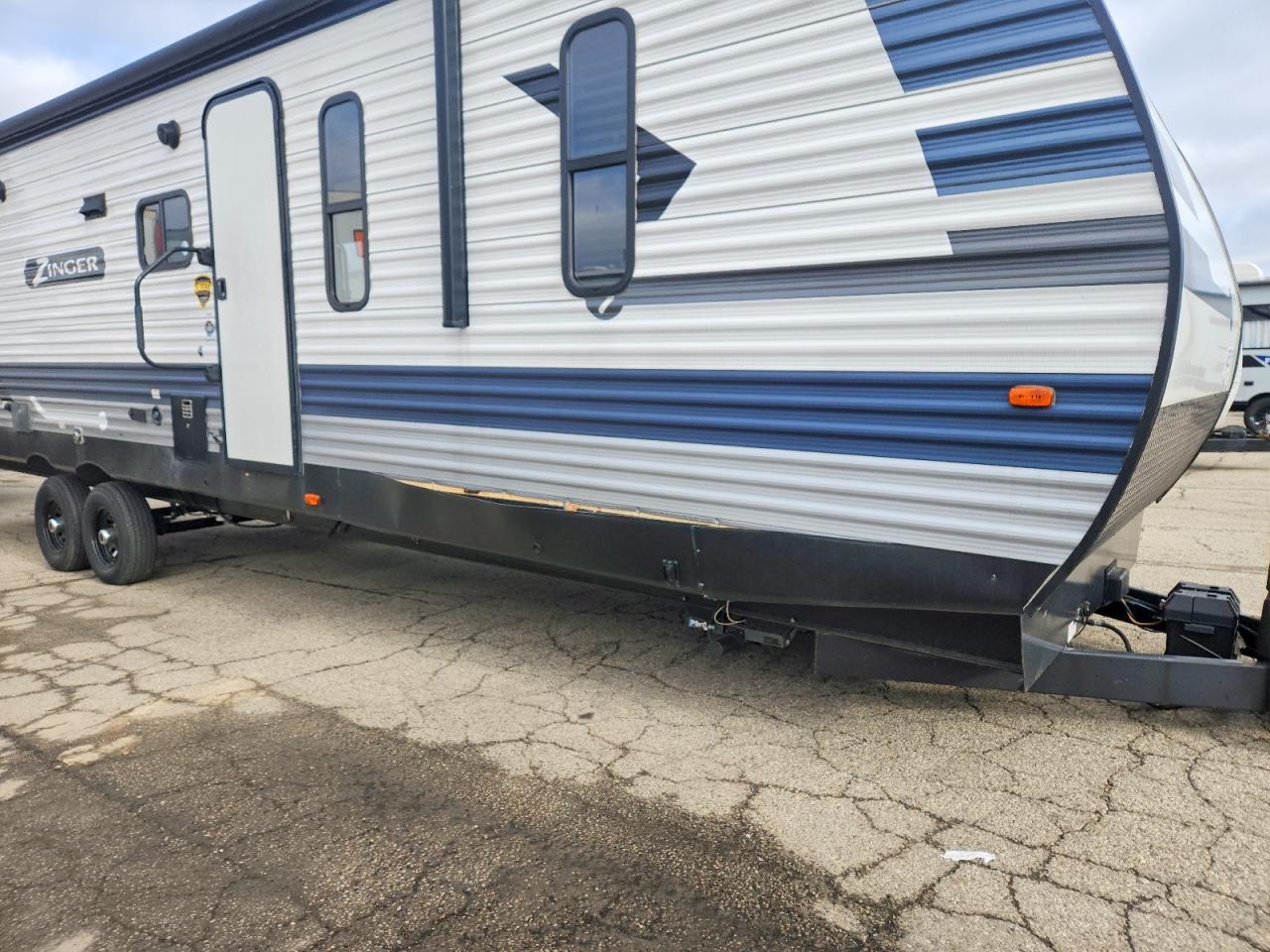2021 KEYSTONE Trailer VIN 4YDT34023MS371898 photo 9