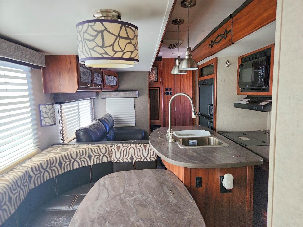 2018 HEARTLAND All models VIN 5SFNB3727JE348159 photo 6