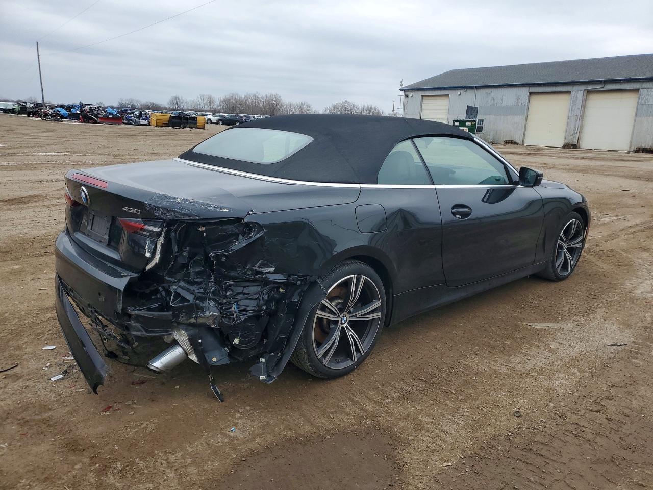 2024 BMW 4 series VIN WBA43AT08RCN69844 photo 3