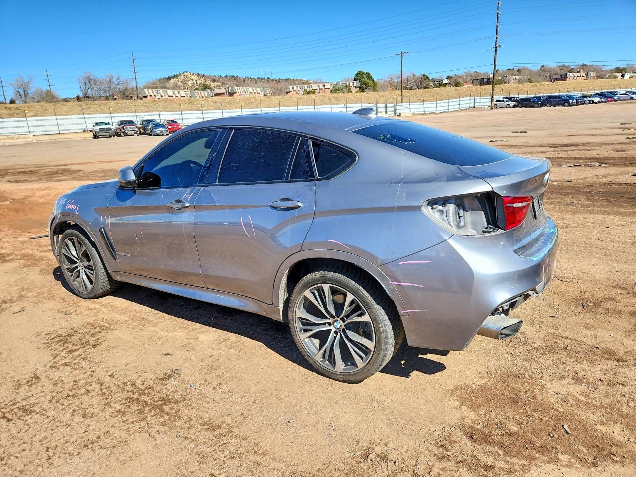 2018 BMW X6 VIN 5UXKU2C50J0Z62590 photo 2