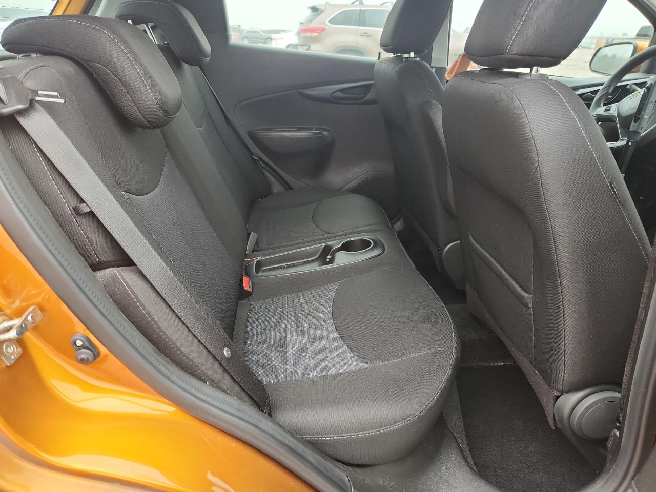 2019 Chev Spark VIN KL8CD6SA6KC724716 photo 10