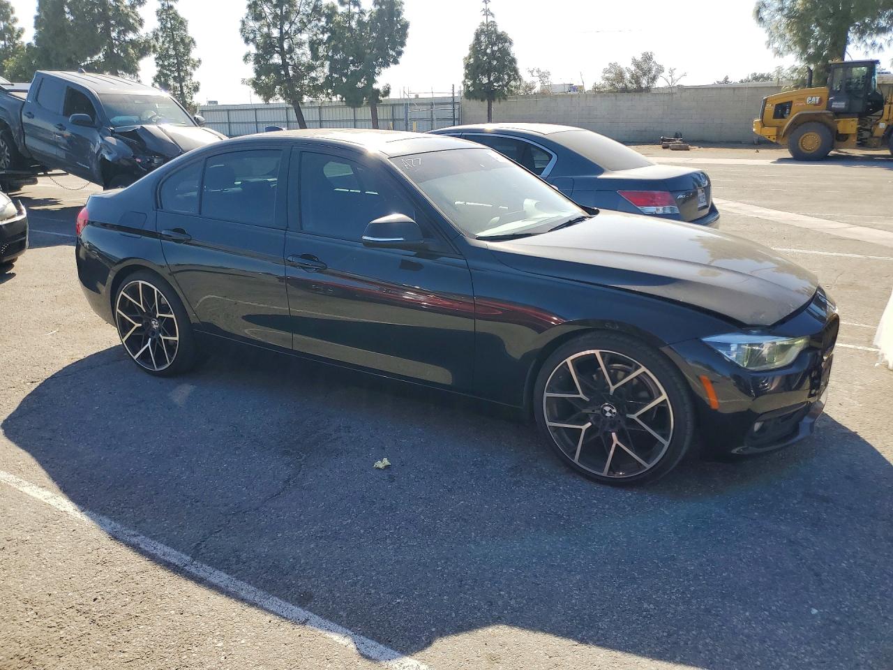2018 BMW 3 series VIN WBA8E1G57JNU89851 photo 4