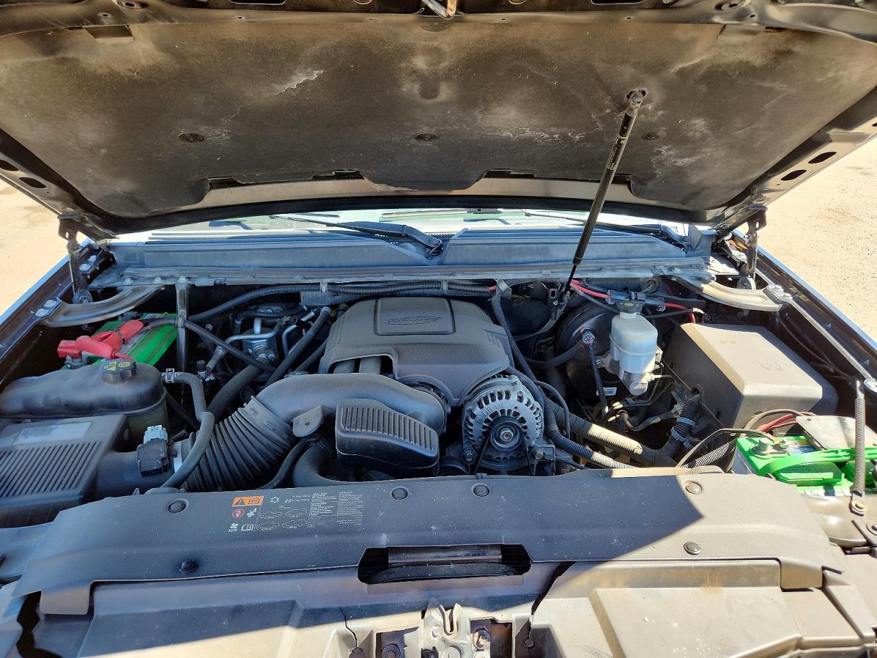 2012 Chevrolet Tahoe VIN 1GNSK2E02CR175218 photo 12