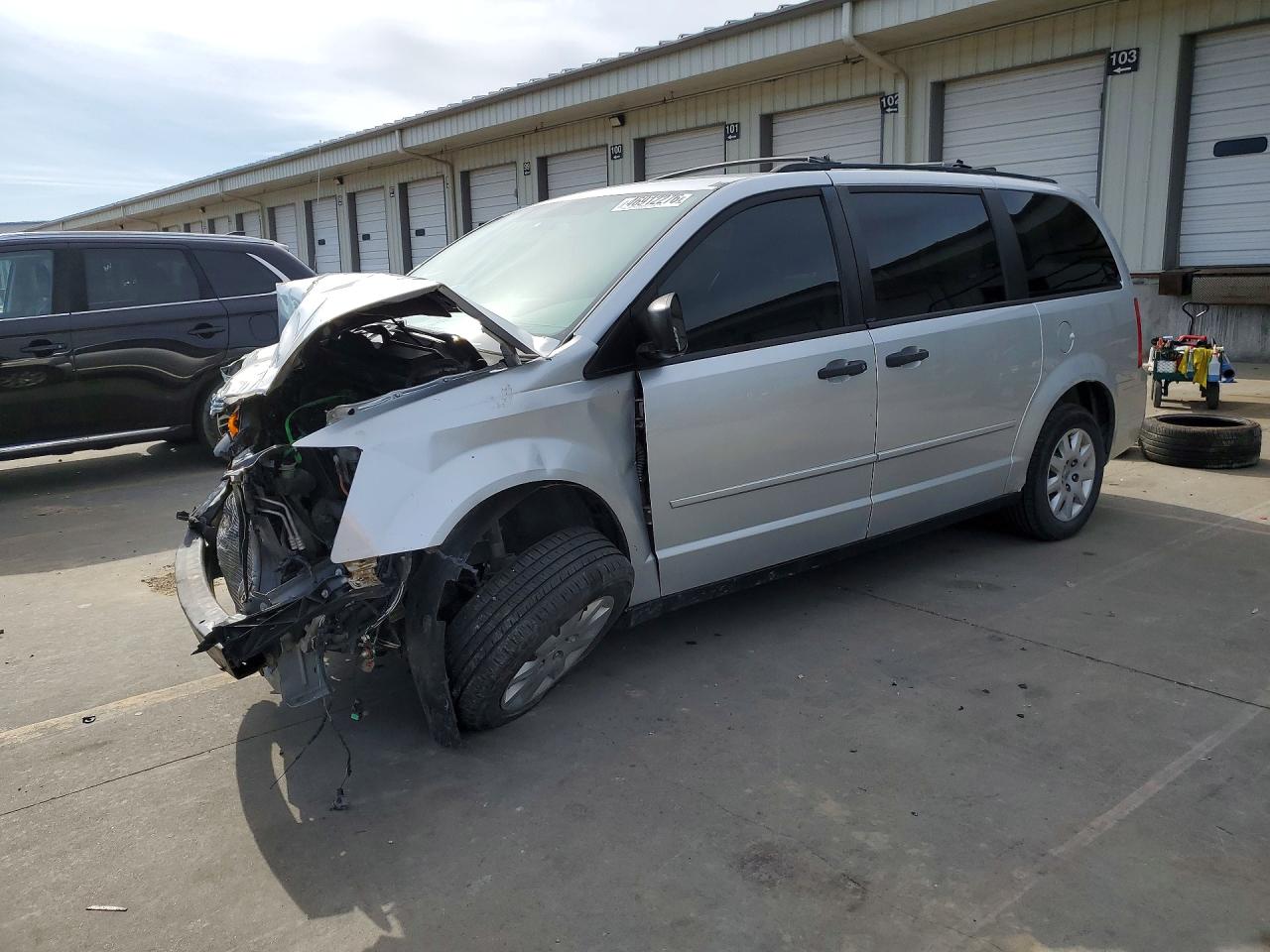 2008 Chrysler Minivan VIN 2A8HR44H98R819826 photo 1