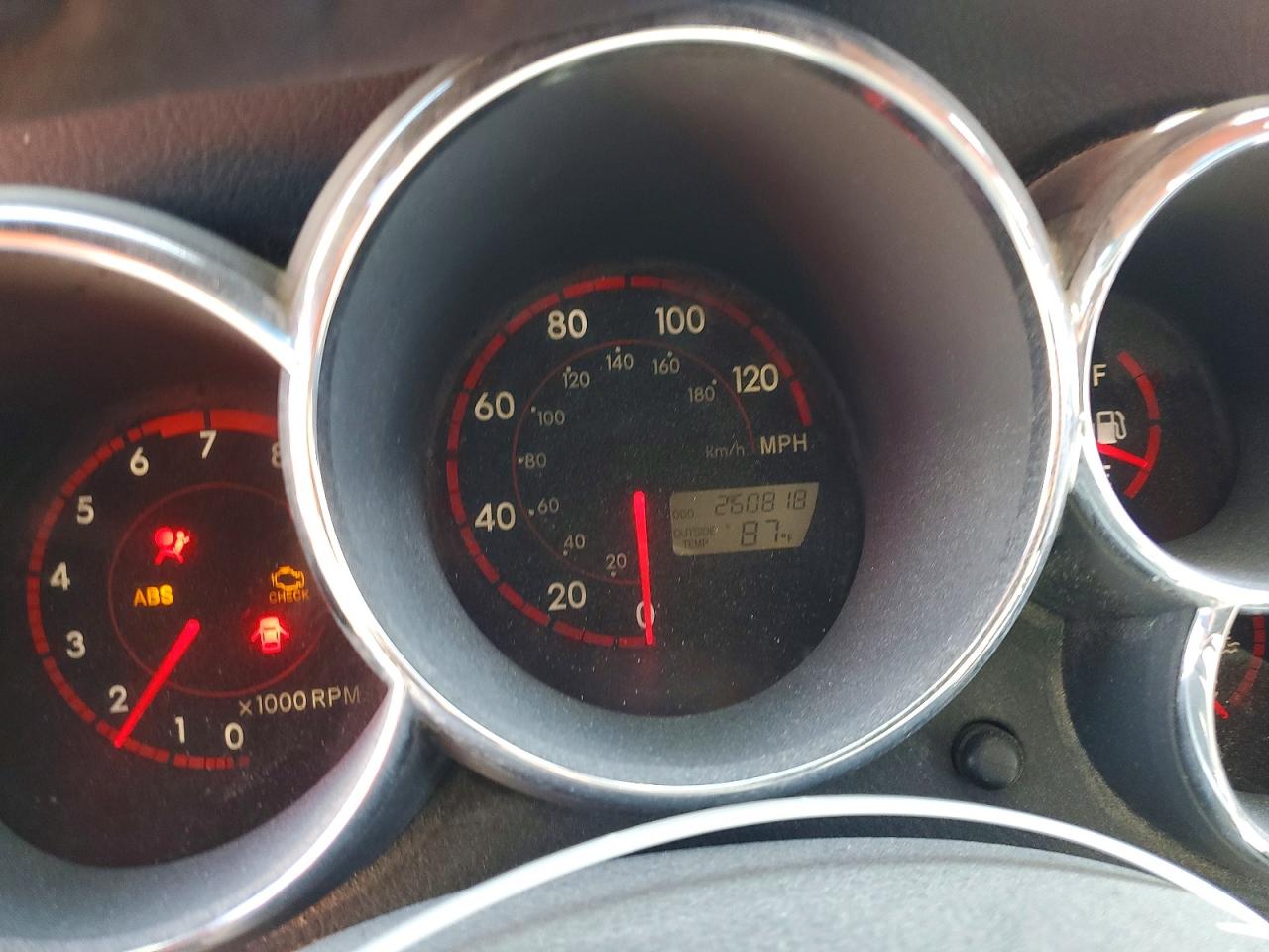 2004 Toyota Matrix VIN 2T1KR32E44C306381 photo 9