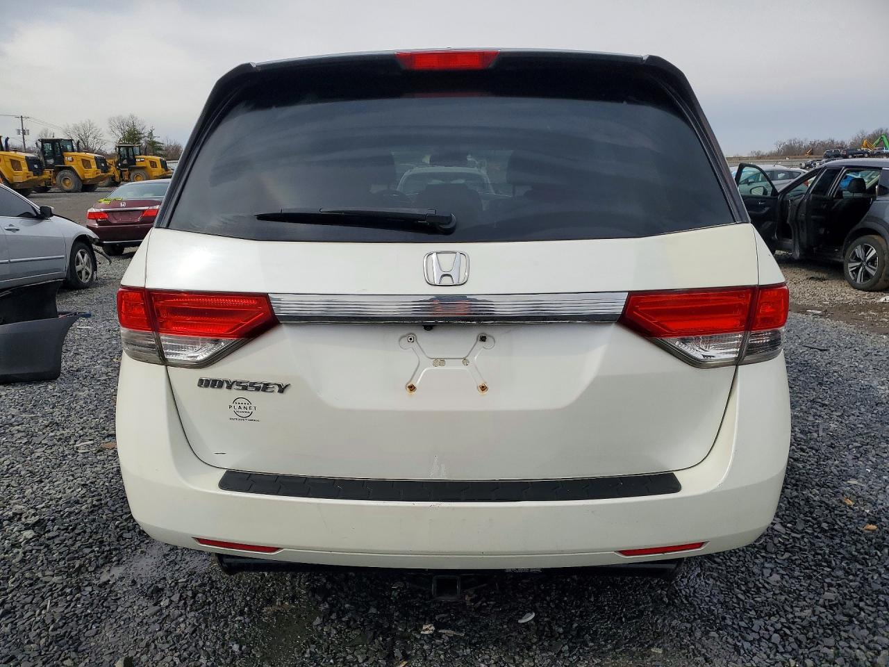 2014 Honda All models VIN 5FNRL5H63EB053014 photo 6