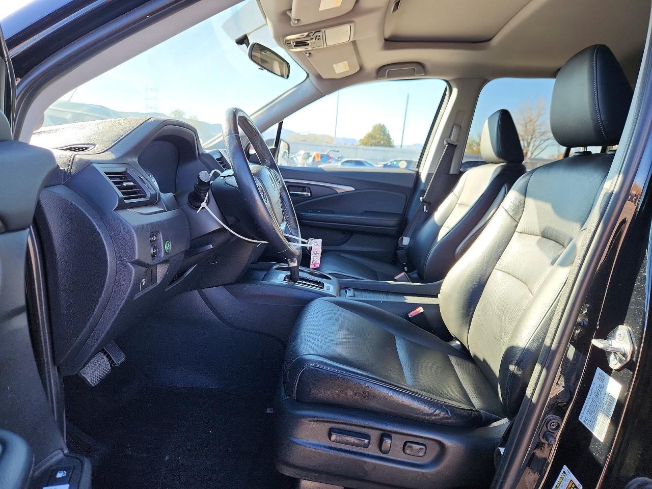 2019 Honda Ridgeline VIN 5FPYK3F57KB020789 photo 7