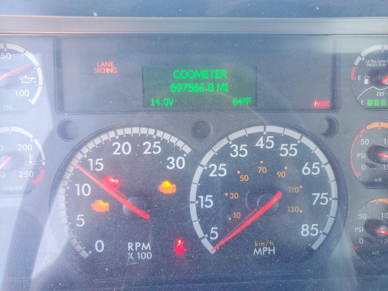 2016 FREIGHTLINER All other VIN 1FUBGEDV9GLHC5703 photo 8