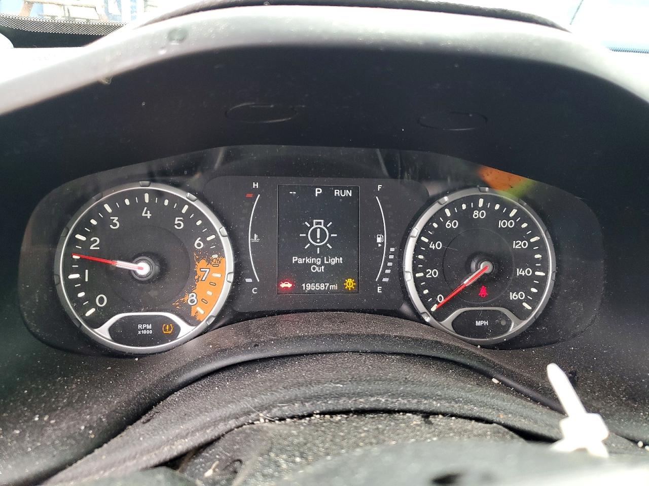 2017 Jeep Renegade VIN ZACCJABB5HPF64425 photo 9