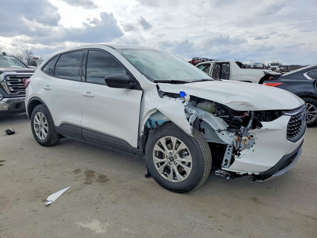 2026 Ford Escape VIN 1FMCU0GN5TUA39551 photo 4