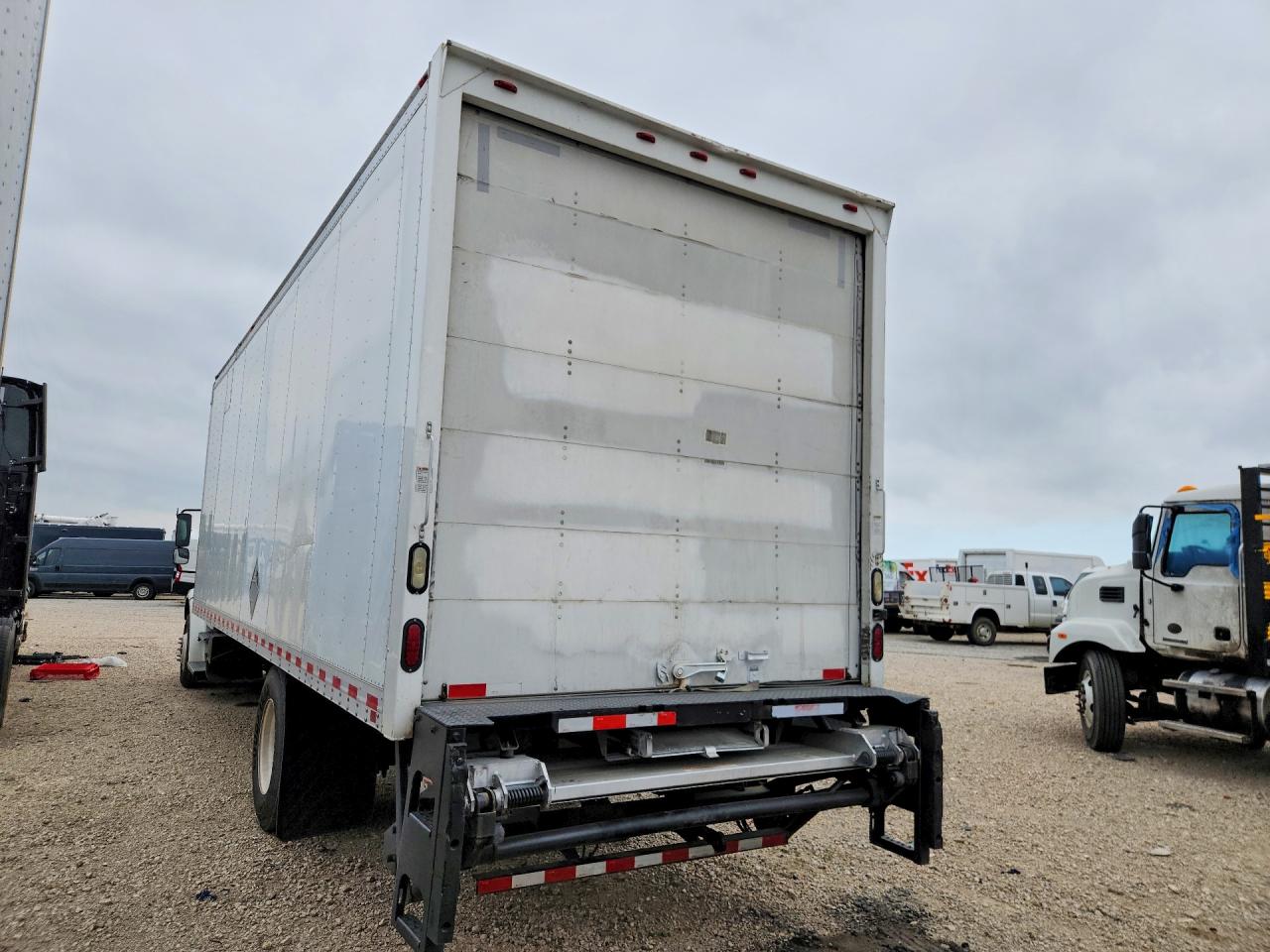 2014 FREIGHTLINER All other VIN 1FVACWDT0EHFT7213 photo 2