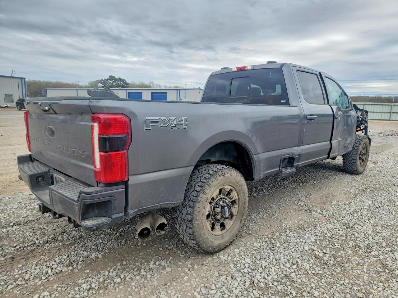 2024 Ford F350 VIN 1FT8W3BT4REF26626 photo 3