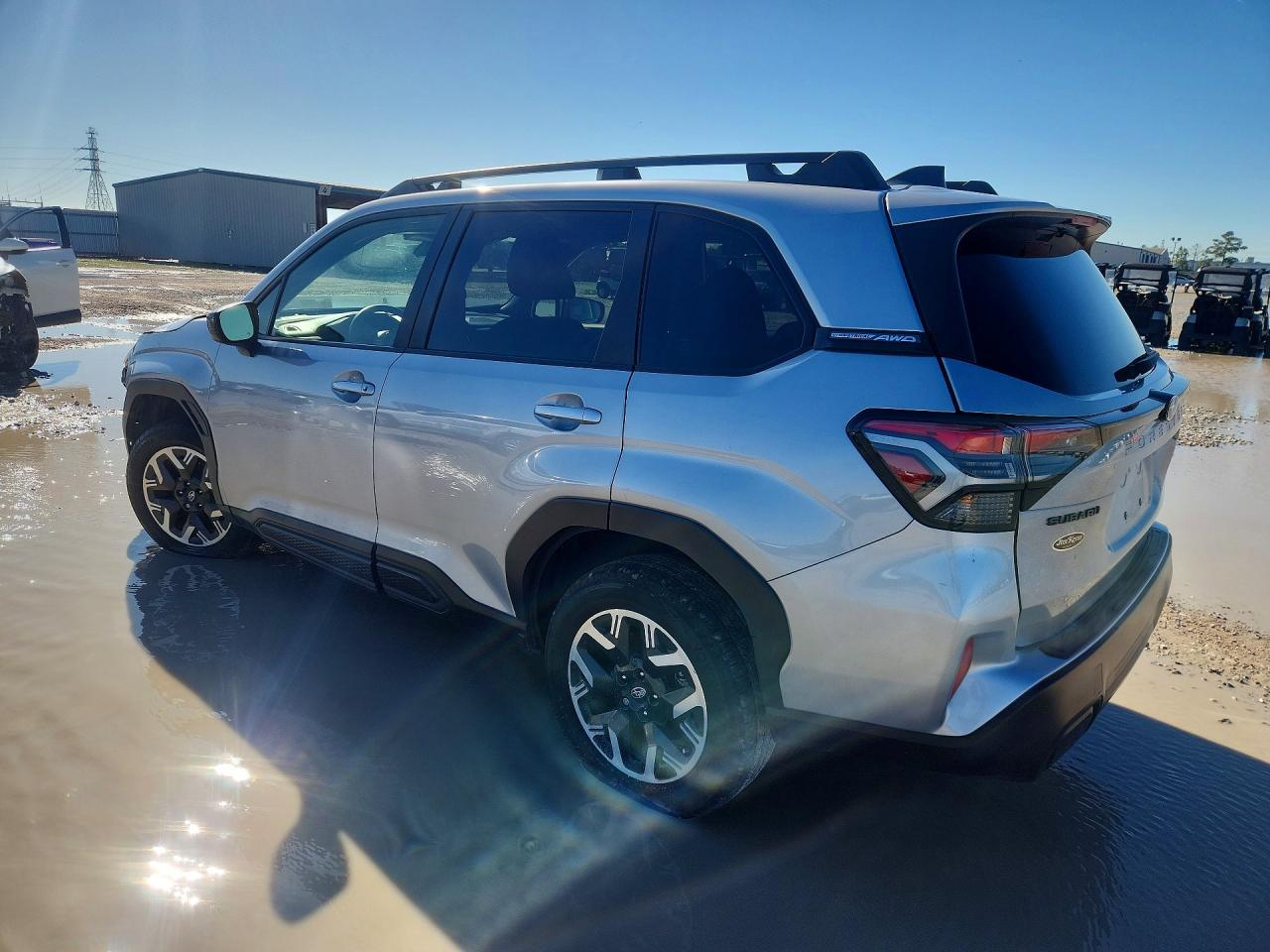 2025 Subaru Forester VIN JF2SLDDC4SH427456 photo 2