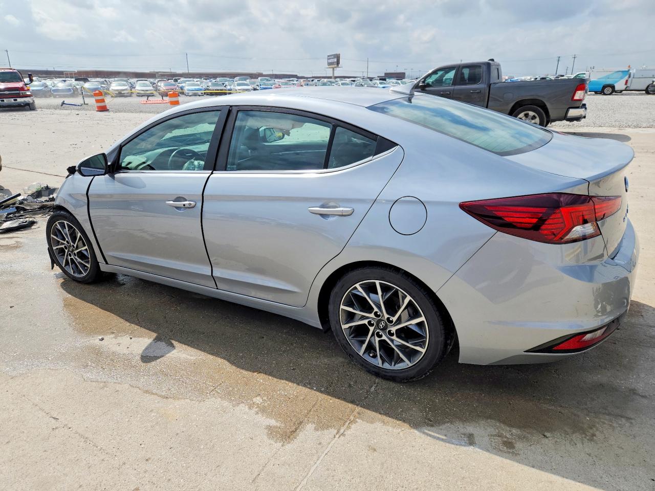 2020 Hyundai Elantra VIN KMHD84LF7LU933422 photo 2