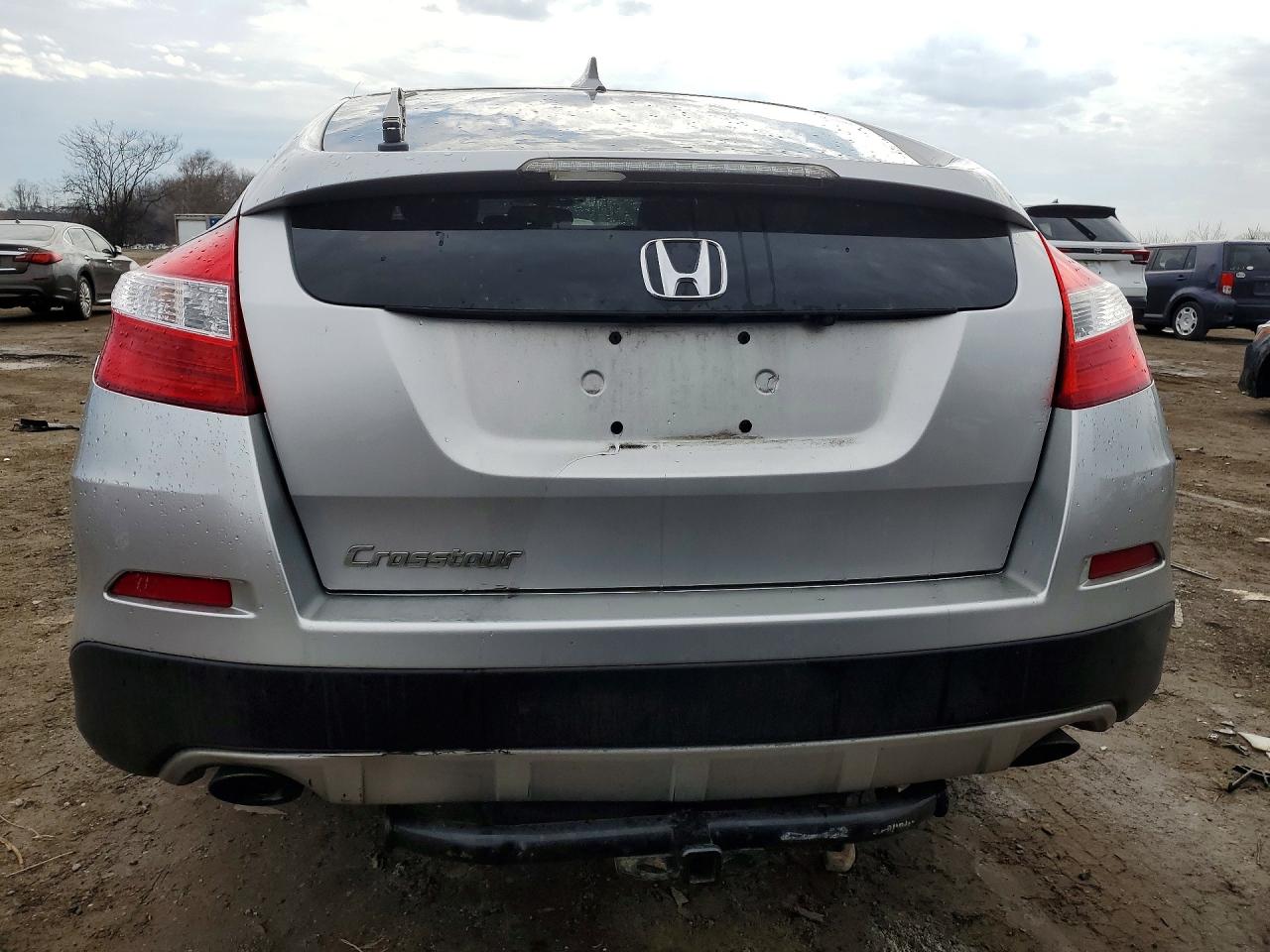 2015 Honda Crosstour VIN 5J6TF3H52FL002377 photo 6