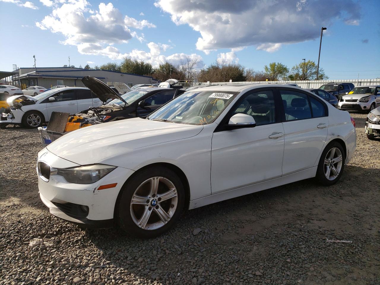 2014 BMW 3 series VIN WBA3C1C57EK110716 photo 1