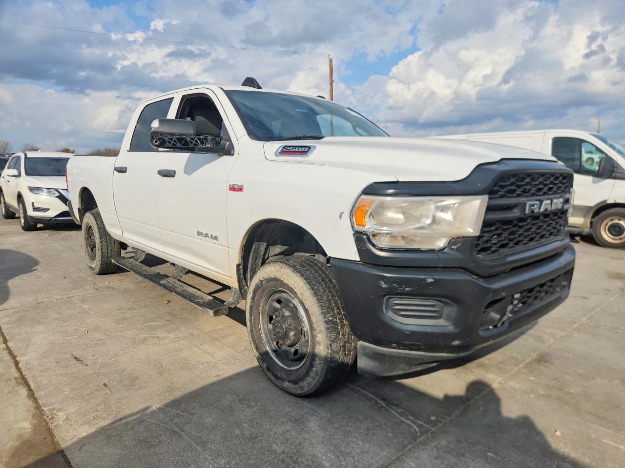 2022 Ram 2500 VIN 3C6UR5CJ6NG203137 photo 4